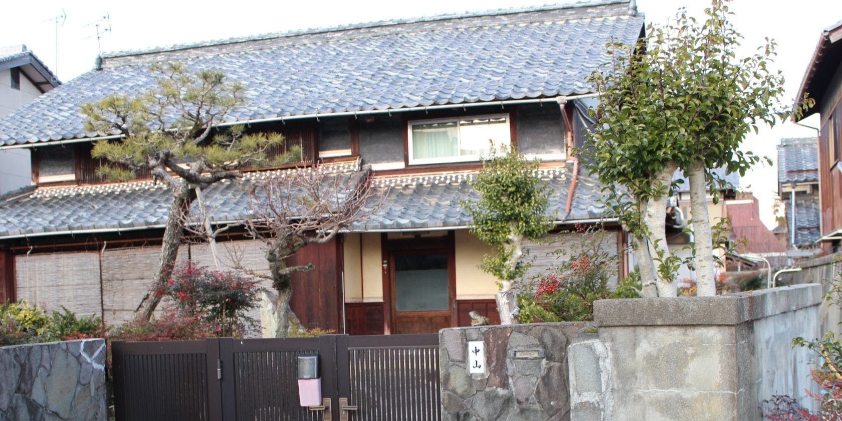木のぬくもりのある古民家（要修繕）畑＋田＋庭付き9LDK＋物置