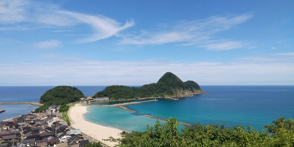 まずはお得に1週間!関西随一の海水浴場「竹野浜」を目の前にご家族とプチ移住してみませんか?ワーケーション利用も可!