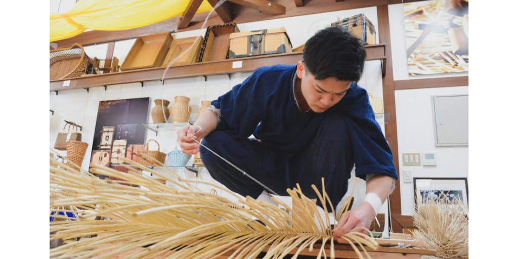 “かばん”の原点である「豊岡杞柳細工」の伝統を守り、世界に誇る職人になりませんか？