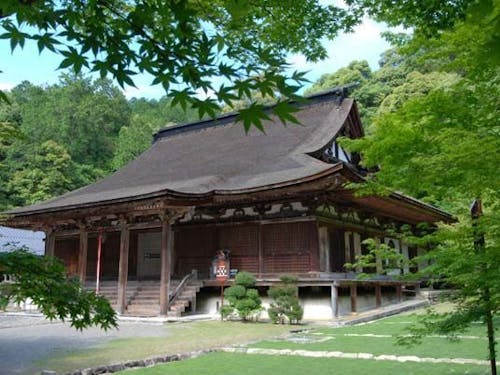 「日本の最も美しい場所31選」のひとつ 西明寺