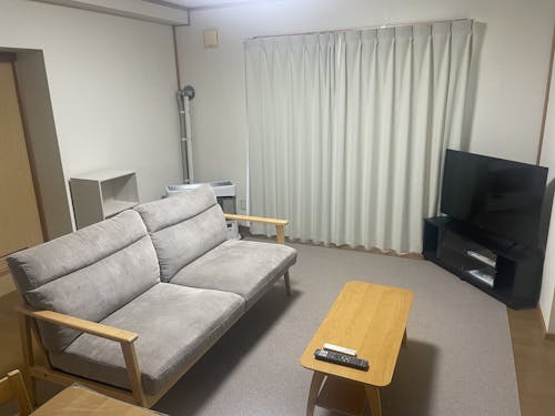 滞在中は移住体験住宅での宿泊となります。(男女別棟、部屋はお一人ずつのご利用))