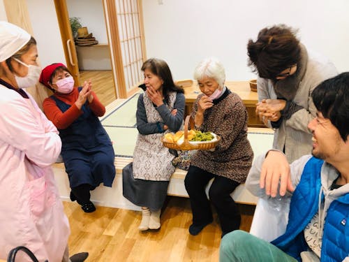 現場は温かく、笑顔が絶えません