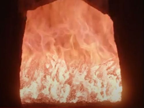 窯出し前の木炭の様子