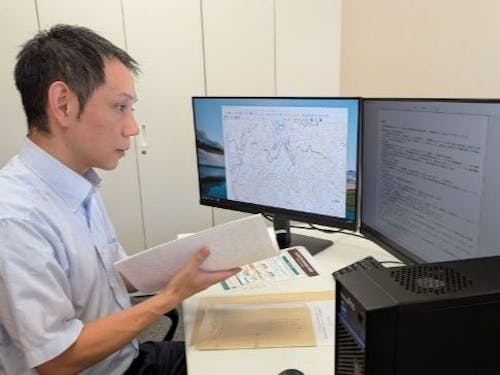 林業分野で地域貢献に取り組む協力隊、林宗和さん