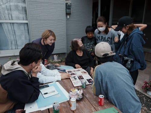 喜界島でのフィールドワークの様子