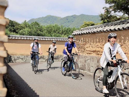 萩城下町の見どころのひとつ、平安古の鍵曲（かいまがり）