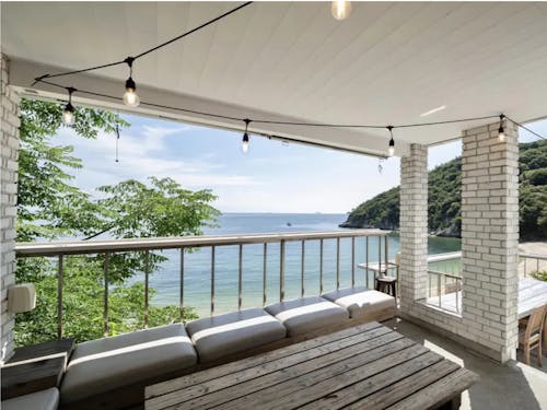 青い海を独り占め！絶景のゲストハウス！