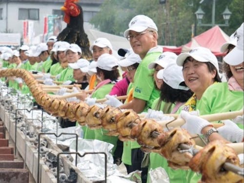 年に一度のお楽しみ。 川俣シャモの魅力が集まる「シャモ祭り」