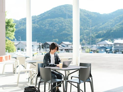 フリーデスクOK！自分にあった働き方を見つけて欲しいです。