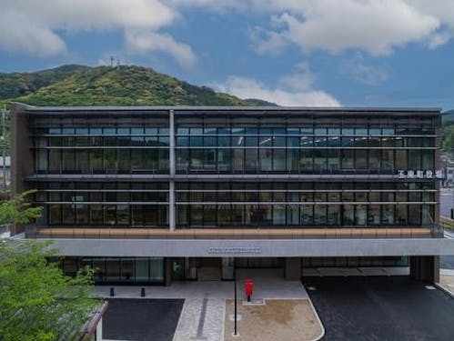 2024 年(令 和 6 年)5 月に開庁した新庁舎