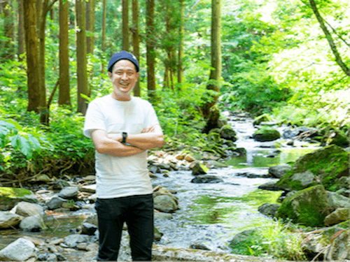 移住交流支援センターの松田さん。協力隊OBであり起業家でもある。