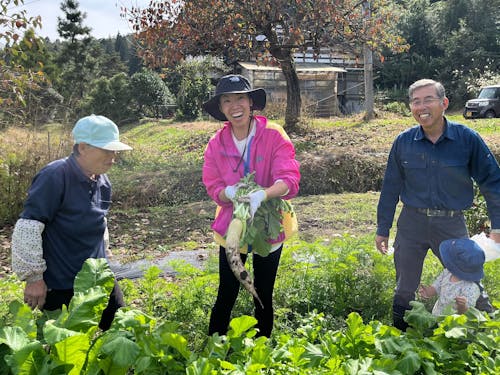 地元農家の畑で農業体験