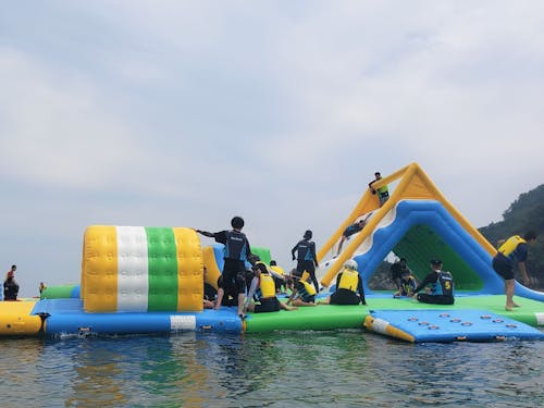 東洋町観光協会が運営する海上アスレチック