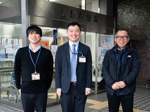 都市整備課 山田さん、梅田さん、NPO法人美濃のすまいづくり下田さん(左から)