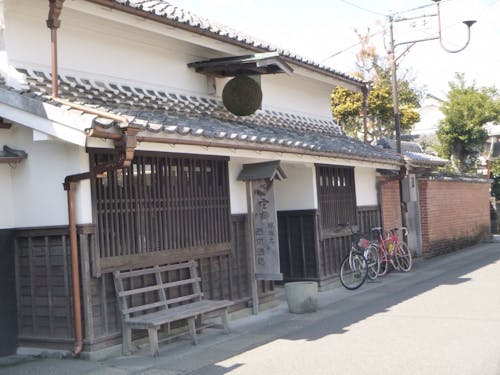 県内最古の酒蔵【西岡酒造】にも立ち寄ります！