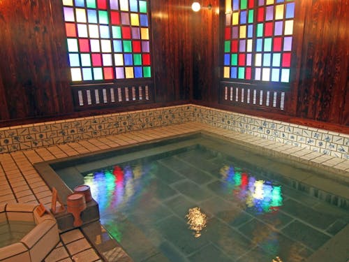 毎日温泉三昧という理想的な暮らしも。日々の感動が、仕事の原動力に。