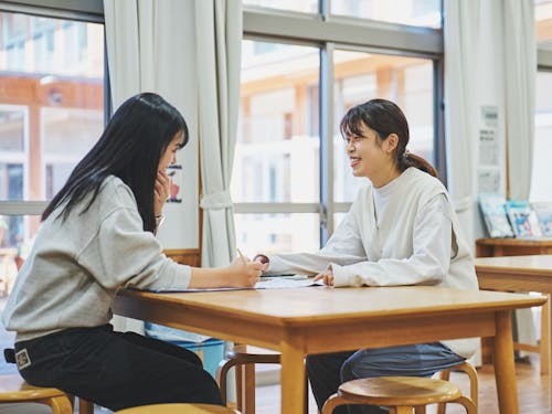 教員のしたいことを引き出し、探究学習やキャリア学習の設計に落とし込む伴走役