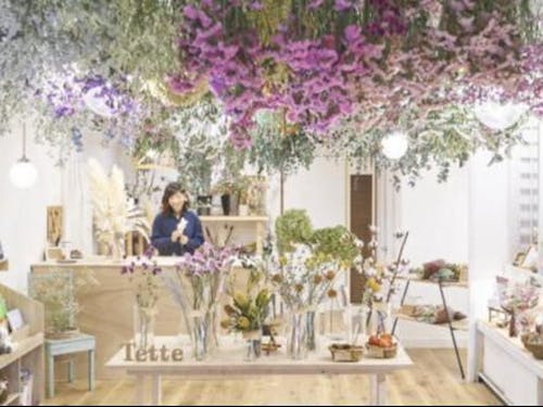 空き店舗を改修したドライフラワー屋