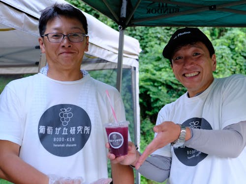 葡萄が丘研究所のメンバー♪フードエリアもお楽しみに!