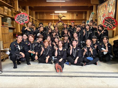 昨年の参加者の皆さんで集合写真