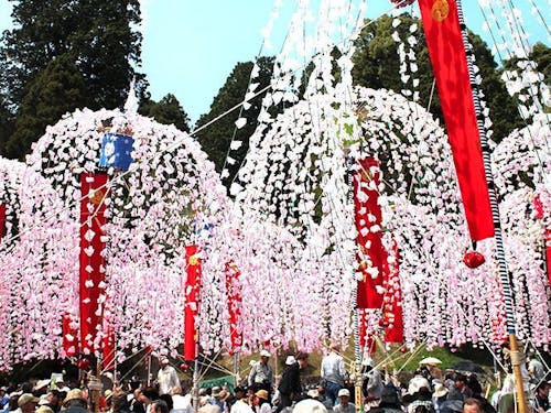 春祭りの様子(ホイノボリ)