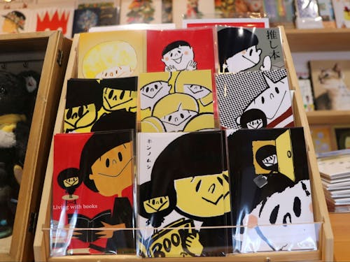 石井さんがデザインした石川屋の看板キャラクター「シアワセくん」