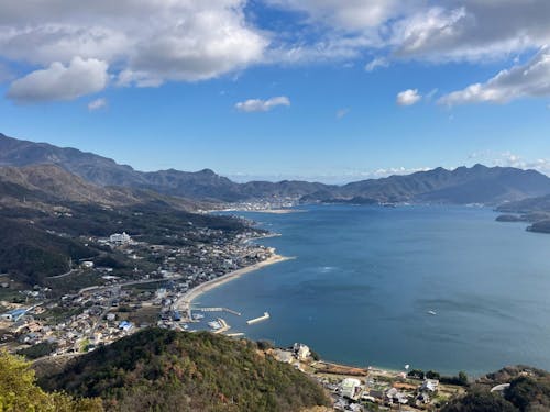 【島暮らしの魅力①】日常生活の中で絶景が楽しめます