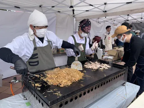 総合的な探究の時間「高校生カフェ」を道の駅にて開催