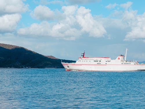 ユネスコ世界ジオパークに認定!海、山に囲まれた環境です!