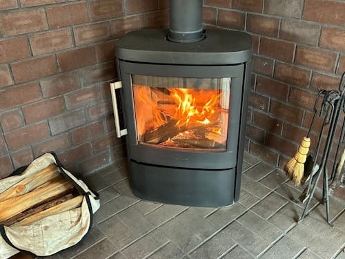 薪ストーブが新しくなりました