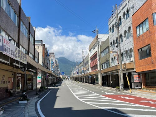 駒ヶ根駅前からのぞく中央アルプス