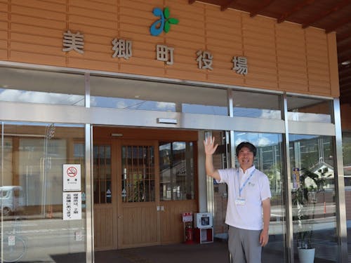 「おーい、こっちこっち」の川西さん