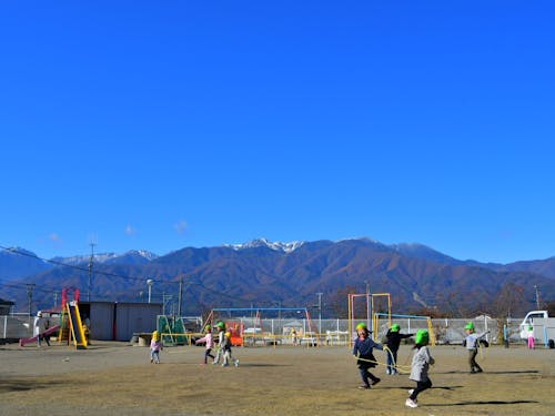 広々とした環境で、思い切り走ったり声を出したり📢