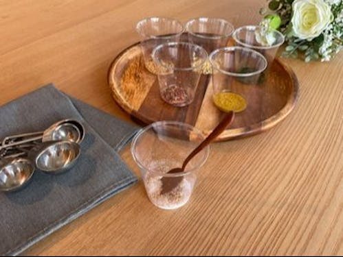 会場参加者限定で、塩のブレンド体験実施！