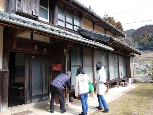 空き家見学会の様子