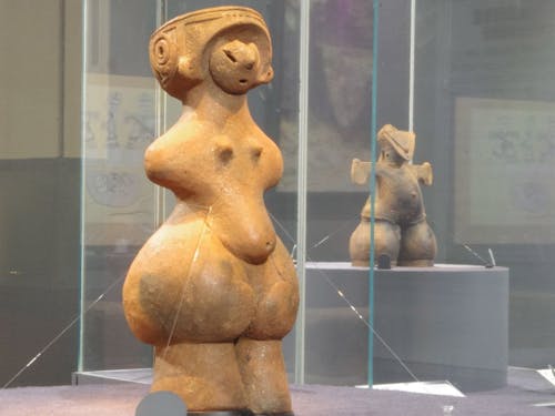 国宝土偶「縄文のビーナス」「仮面の女神」