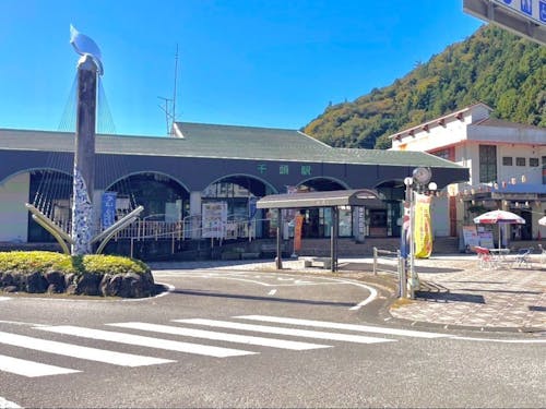 千頭[せんず]駅（大井川鐵道本線・井川線）
