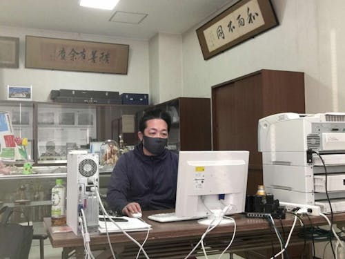 協力隊時代の様子（活動拠点にて）