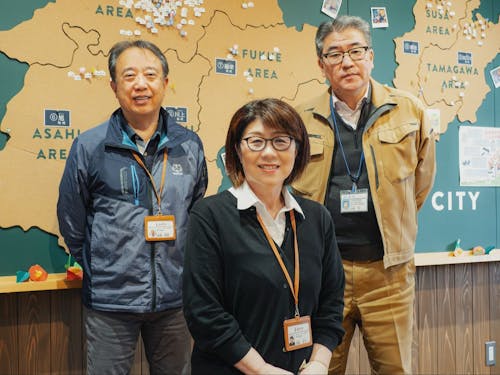 やさしく朗らかな移住支援員の皆さん。左から、尾崎さん・溝部さん、小野さん。