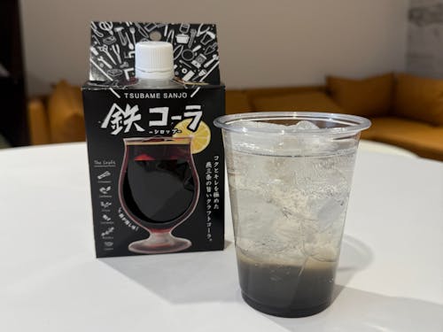三条のものづくりを感じられる「鉄コーラ」などをご用意してます！