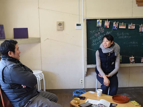 「ここだ!」と思えた秋月で保育園を開園して移住した大﨑さんの取材風景