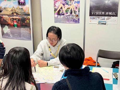 移住相談会の様子。