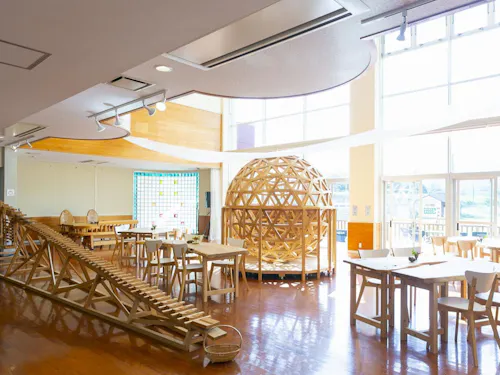 開放感あふれるロビー