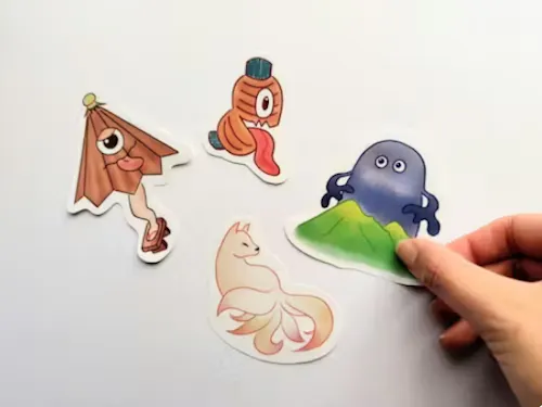 完成した妖怪はシールに加工できます♪