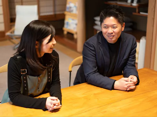 参加者同士の交流の時間も合宿ツアーの醍醐味（写真：METATE HOJO）