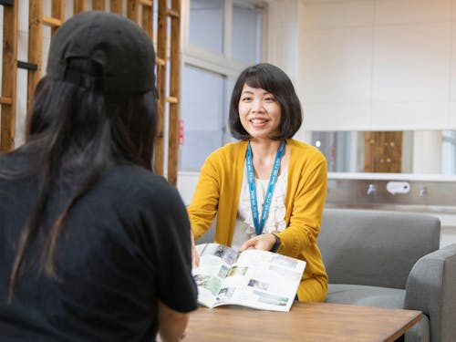 移住希望者が安心して新たな一歩を踏み出せるよう移住相談を行います