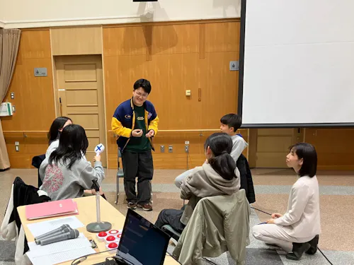 学生寮の歓迎会の様子