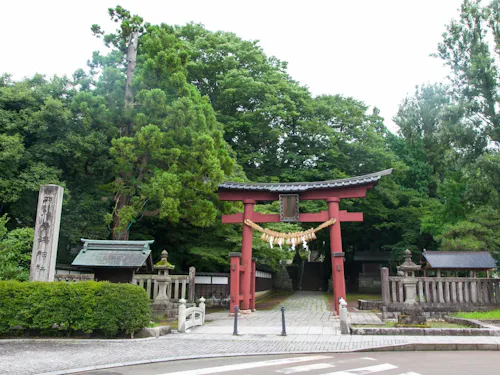 青海神社