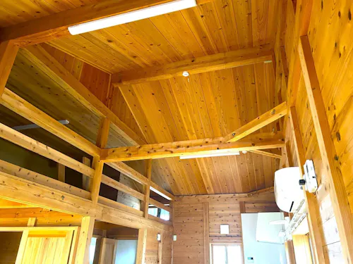 天井も高くより広く感じます。