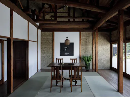 2階からは揖斐川を望めます